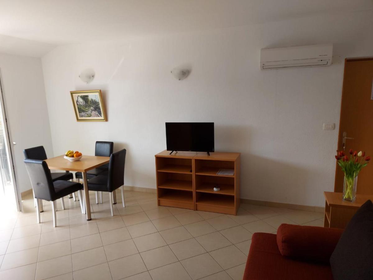 Apartments Neva Makarska Zewnętrze zdjęcie