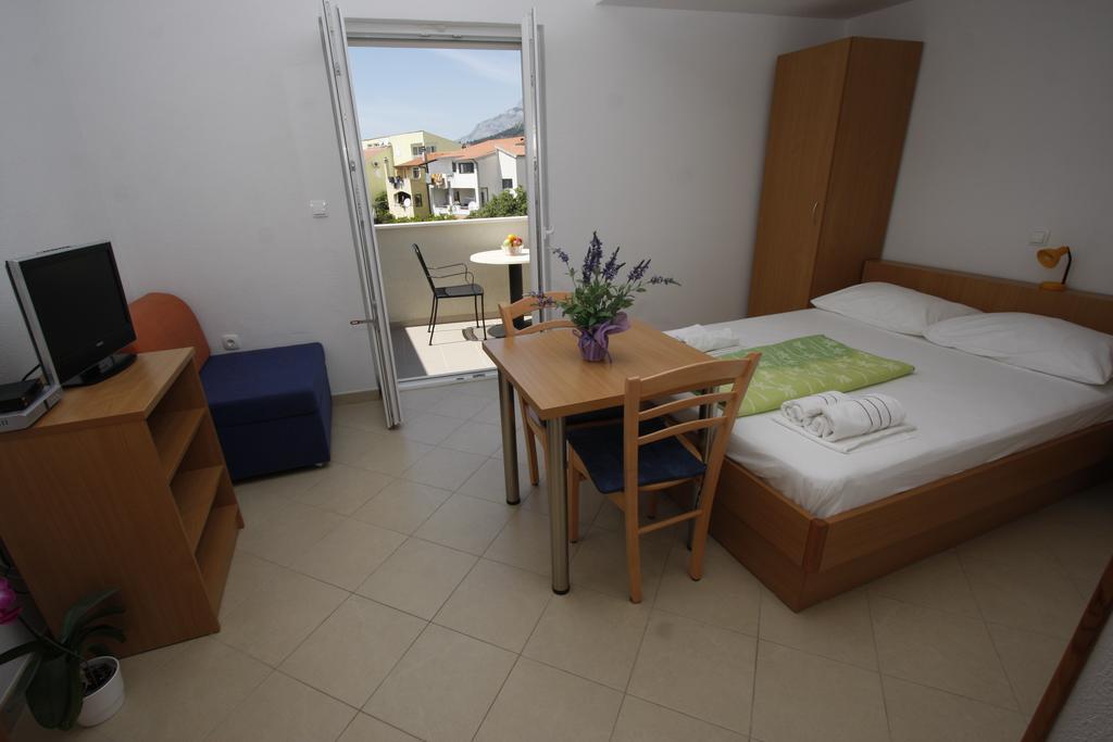Apartments Neva Makarska Pokój zdjęcie