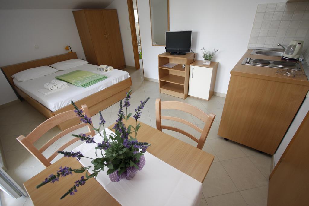Apartments Neva Makarska Pokój zdjęcie