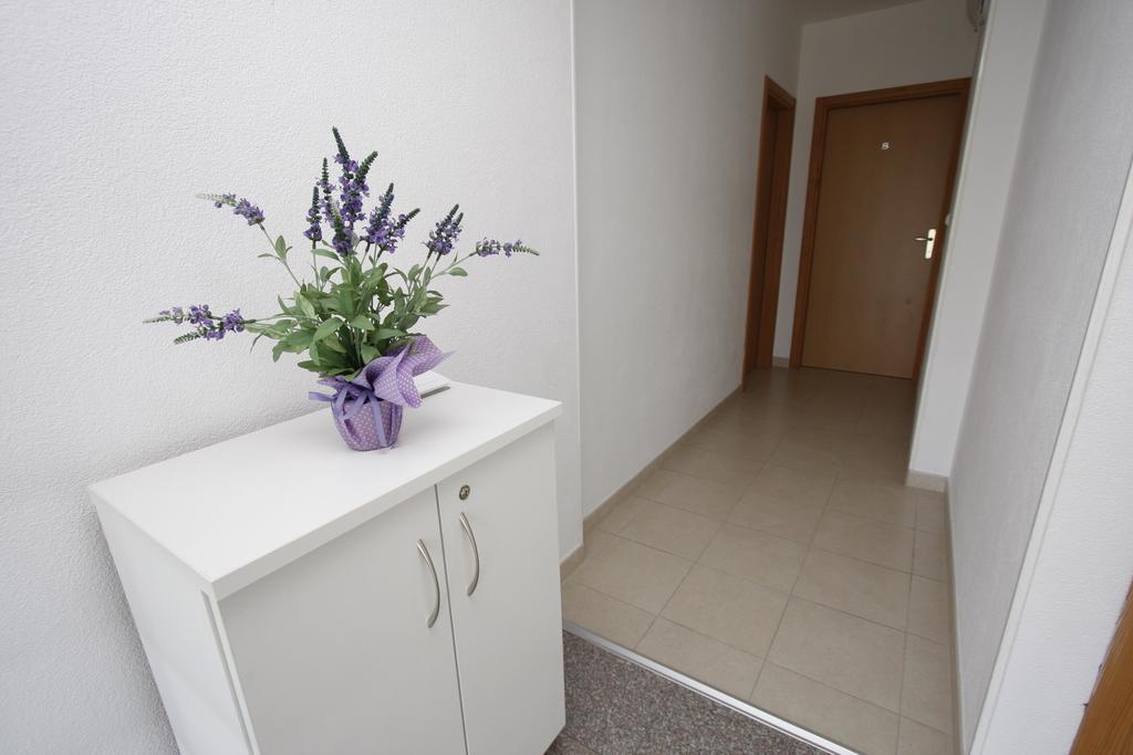 Apartments Neva Makarska Zewnętrze zdjęcie