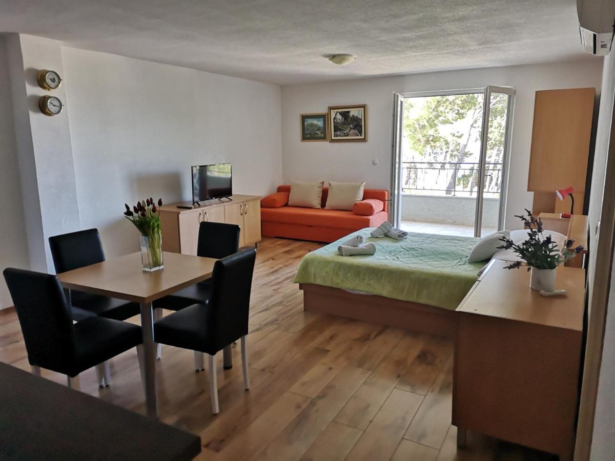 Apartments Neva Makarska Zewnętrze zdjęcie